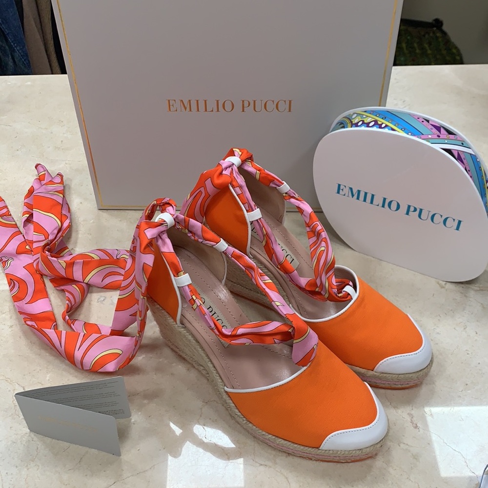 EMILIO PUCCI LONDON TIKI PRINT TWILL ESPADRILLES W/REMOVABLE SCARF IN CORAL - Picture 3 of 14